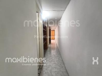 Apartamento de 3 alcobas en venta en Bombona, Medellín, 54 m² · foto 6 de 9