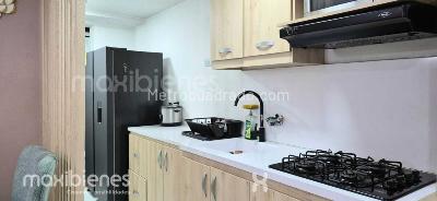 Apartamento de 3 alcobas en venta en Los Colores, Medellín, 114 m² · foto 2 de 16