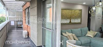 Apartamento de 3 alcobas en venta en Los Colores, Medellín, 114 m² · foto 3 de 16