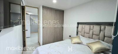 Apartamento de 3 alcobas en venta en Los Colores, Medellín, 114 m² · foto 12 de 16