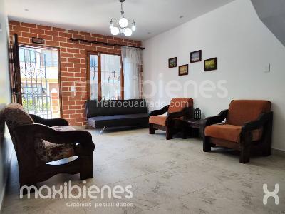 Casa de 4 alcobas en venta en El Porvenir, Rionegro, 223 m² · foto 11 de 15