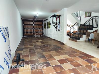 Casa de 4 alcobas en venta en El Porvenir, Rionegro, 223 m² · foto 13 de 15