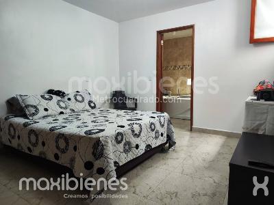 Casa de 4 alcobas en venta en El Porvenir, Rionegro, 223 m² · foto 9 de 15