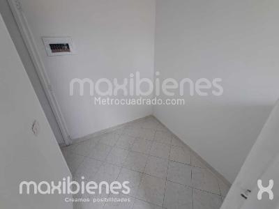 Apartamento de 3 alcobas en arriendo en Calasanz, Medellín, 82 m² · foto 8 de 20