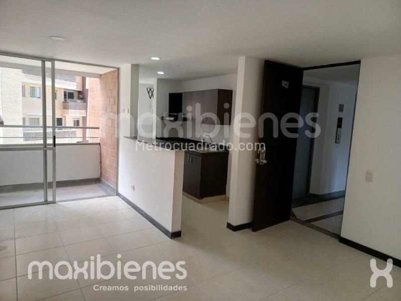 3BR Apartment in Suramerica (75 m²)