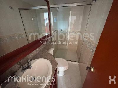 Apartamento de 3 alcobas en arriendo en El Poblado, Medellín, 75 m² · foto 17 de 20