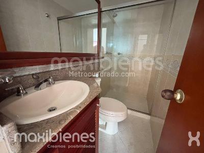 Apartamento de 3 alcobas en arriendo en El Poblado, Medellín, 75 m² · foto 19 de 20