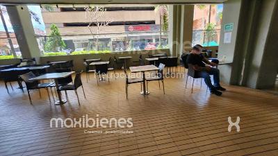 Retail space for rent in Niquia, Bello