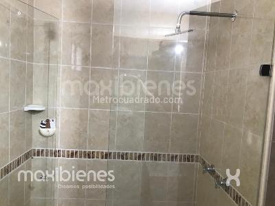 Apartamento de 2 alcobas en arriendo en El Poblado, Medellín, 80 m² · foto 9 de 12