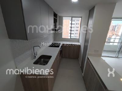 Apartamento en venta en Los Colores, Medellín · foto 4 de 17