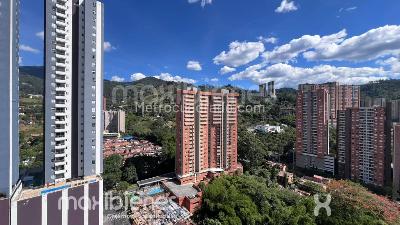 Apartamento de 3 alcobas en venta en La Doctora, Sabaneta, 87 m² · foto 2 de 16
