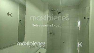 Apartamento de 3 alcobas en venta en Cabañas, Bello, 57 m² · foto 10 de 13