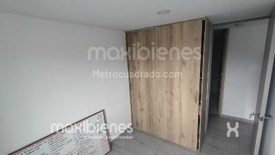 Apartamento de 3 alcobas en venta en Cabañas, Bello, 57 m² · foto 3 de 13