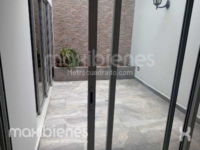 Apartamento de 3 alcobas en arriendo en Belen Loma De Los Bernal, Medellín, 95 m² · foto 4 de 18