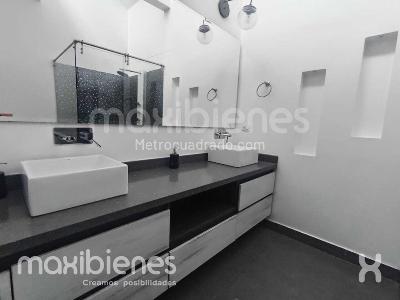 Apartamento de 3 alcobas en arriendo en Belen Loma De Los Bernal, Medellín, 95 m² · foto 8 de 18