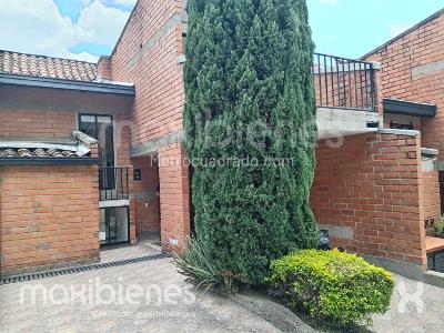 Apartamento de 3 alcobas en arriendo en Belen Loma De Los Bernal, Medellín, 95 m² · foto 11 de 18