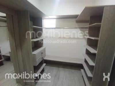 Apartamento de 3 alcobas en arriendo en Belen Loma De Los Bernal, Medellín, 95 m² · foto 12 de 18