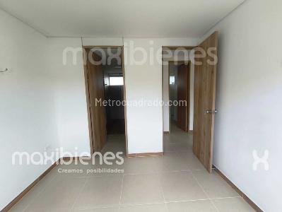 Apartamento en venta en Los Colores, Medellín · foto 7 de 12