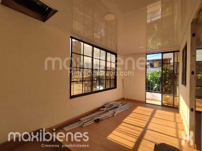 Apartamento de 2 alcobas en arriendo en Campo Valdes 1, Medellín, 65 m² · foto 3 de 9