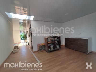 Apartamento de 2 alcobas en arriendo en Campo Valdes 1, Medellín, 65 m² · foto 7 de 9
