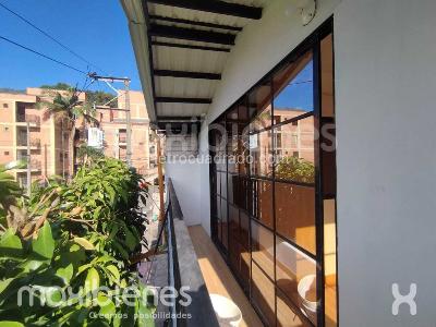 Apartamento de 2 alcobas en arriendo en Campo Valdes 1, Medellín, 65 m² · foto 8 de 9