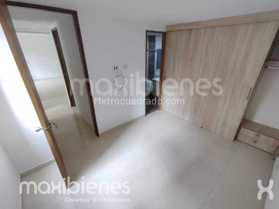 Apartamento de 3 alcobas en arriendo en El Diamante, Medellín, 53 m² · foto 3 de 12