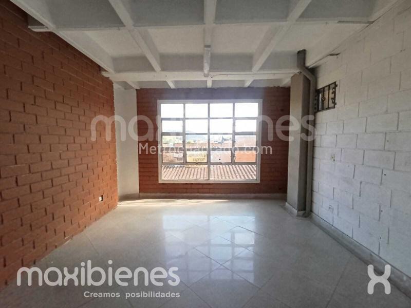Bodega en Arriendo, Santa Fe, Medellín - Más