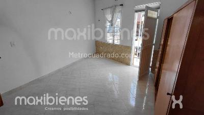 Apartaestudio en arriendo en La Floresta, Medellín, 30 m² · foto 2 de 6
