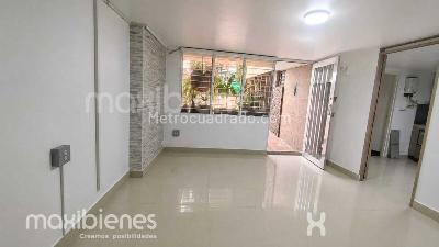 Apartamento de 3 alcobas en arriendo en Laureles, Medellín, 97 m² · foto 3 de 12