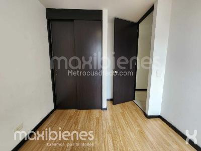 Apartamento de 2 alcobas en arriendo en Villa Carlota, Medellín, 73 m² · foto 4 de 8