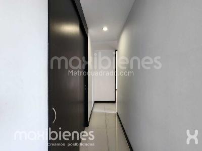 Apartamento de 2 alcobas en arriendo en Villa Carlota, Medellín, 73 m² · foto 6 de 8