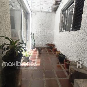 Casa de 3 alcobas en venta en Los Colores, Medellín, 193 m² · foto 17 de 17