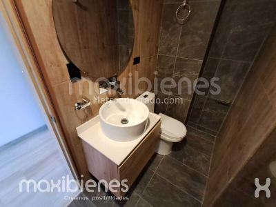 Apartamento de 3 alcobas en arriendo en Laureles, Medellín, 90 m² · foto 15 de 16