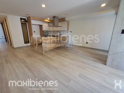 Apartamento de 3 alcobas en arriendo en Laureles, Medellín, 90 m² · foto 2 de 16