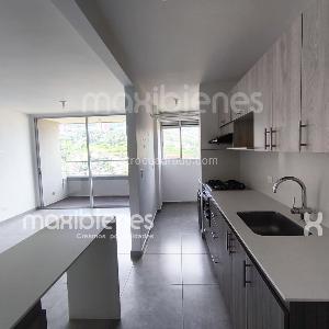 Apartamento de 3 alcobas en venta en Calasanz, Medellín, 78 m² · foto 2 de 19