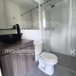 Apartamento de 3 alcobas en venta en Calasanz, Medellín, 78 m² · foto 18 de 19