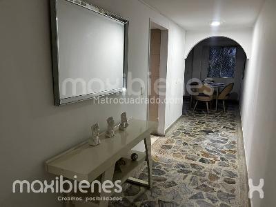 Apartamento en venta en La Castellana, Medellín · foto 2 de 12