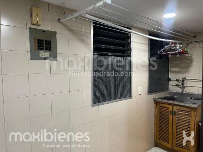 Apartamento en venta en La Castellana, Medellín · foto 11 de 12