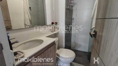 Apartamento de 3 alcobas en venta en Los Alcazares, Sabaneta, 63 m² · foto 13 de 18