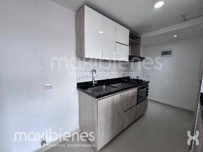 Apartamento de 3 alcobas en arriendo en San German, Medellín, 73 m² · foto 2 de 13