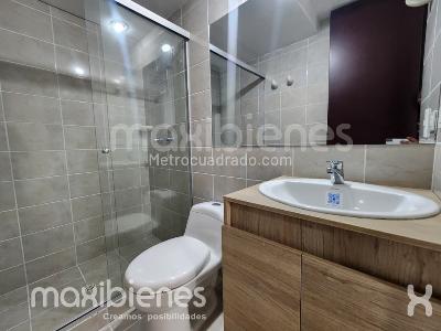 Apartamento de 3 alcobas en arriendo en El Poblado, Medellín, 85 m² · foto 17 de 18