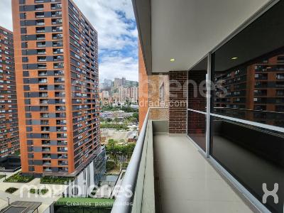 Apartamento de 3 alcobas en arriendo en El Poblado, Medellín, 106 m² · foto 6 de 17