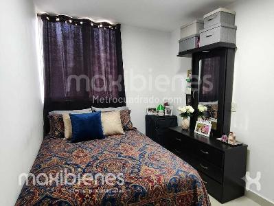 Apartamento en venta en Pajarito, Medellín · foto 6 de 9