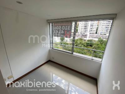 Apartamento de 3 alcobas en arriendo en Loma Del Indio, Medellín, 65 m² · foto 4 de 11