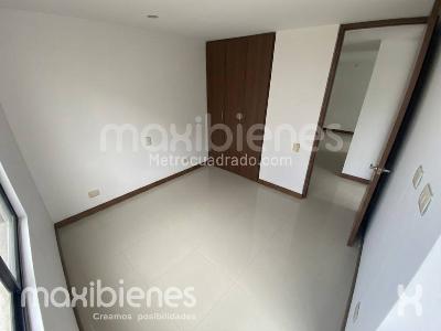 Apartamento de 3 alcobas en arriendo en Loma Del Indio, Medellín, 65 m² · foto 7 de 11