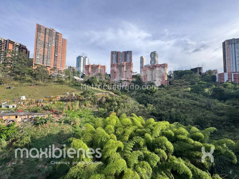 2BR Apartment in Alto De Las Flores (60 m²)