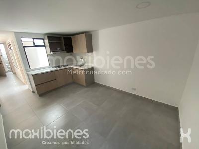 Apartamento de 2 alcobas en arriendo en Manrique Central 1, Medellín, 45 m² · foto 3 de 16