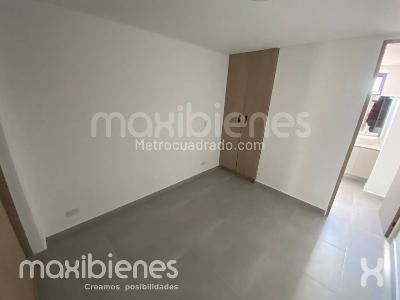 Apartamento de 2 alcobas en arriendo en Manrique Central 1, Medellín, 45 m² · foto 11 de 16
