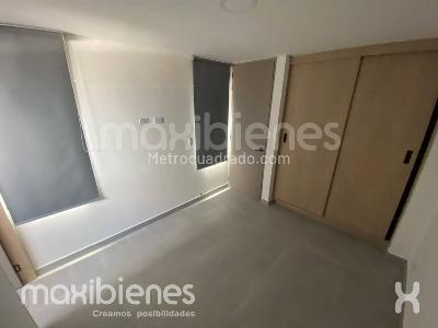 Apartamento de 2 alcobas en arriendo en Manrique Central 1, Medellín, 45 m² · foto 14 de 16