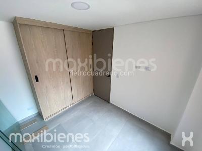Apartamento de 3 alcobas en arriendo en Manrique Central 1, Medellín, 55 m² · foto 10 de 17